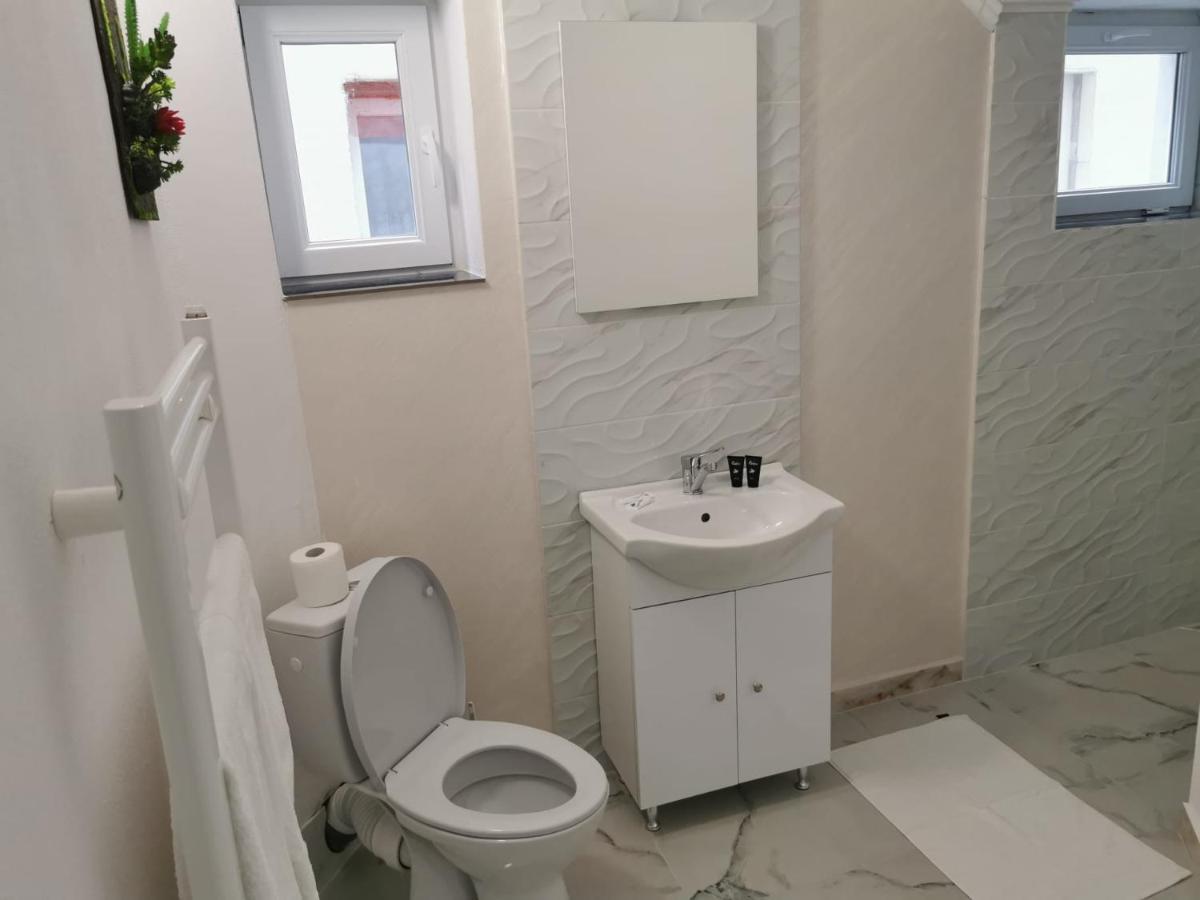 فندق Casa Sonia Târgu Jiu المظهر الخارجي الصورة