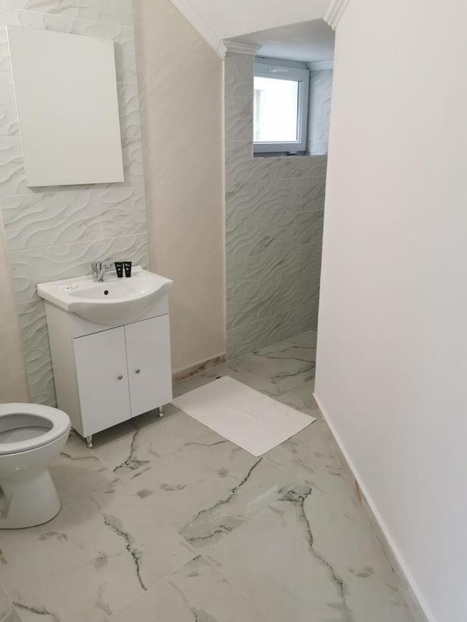 فندق Casa Sonia Târgu Jiu المظهر الخارجي الصورة