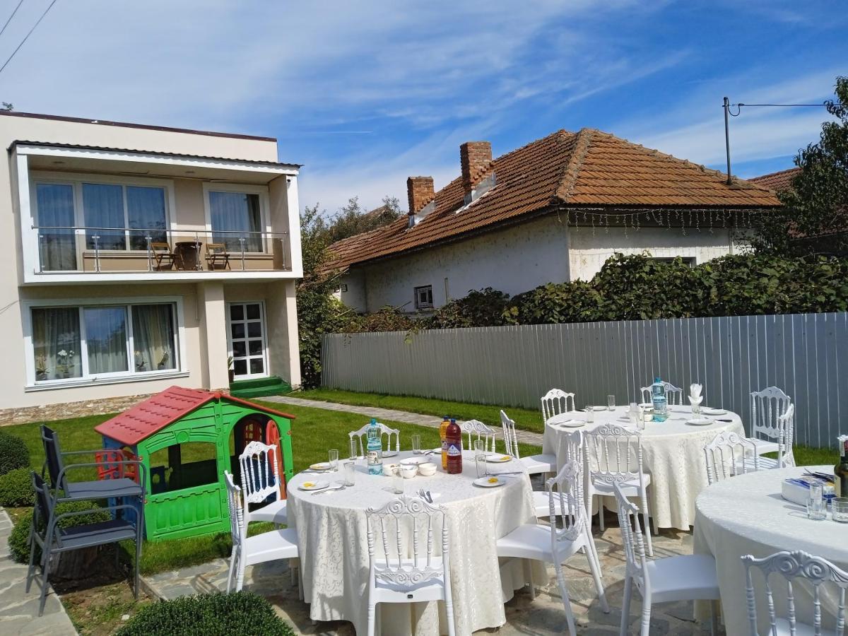 فندق Casa Sonia Târgu Jiu المظهر الخارجي الصورة